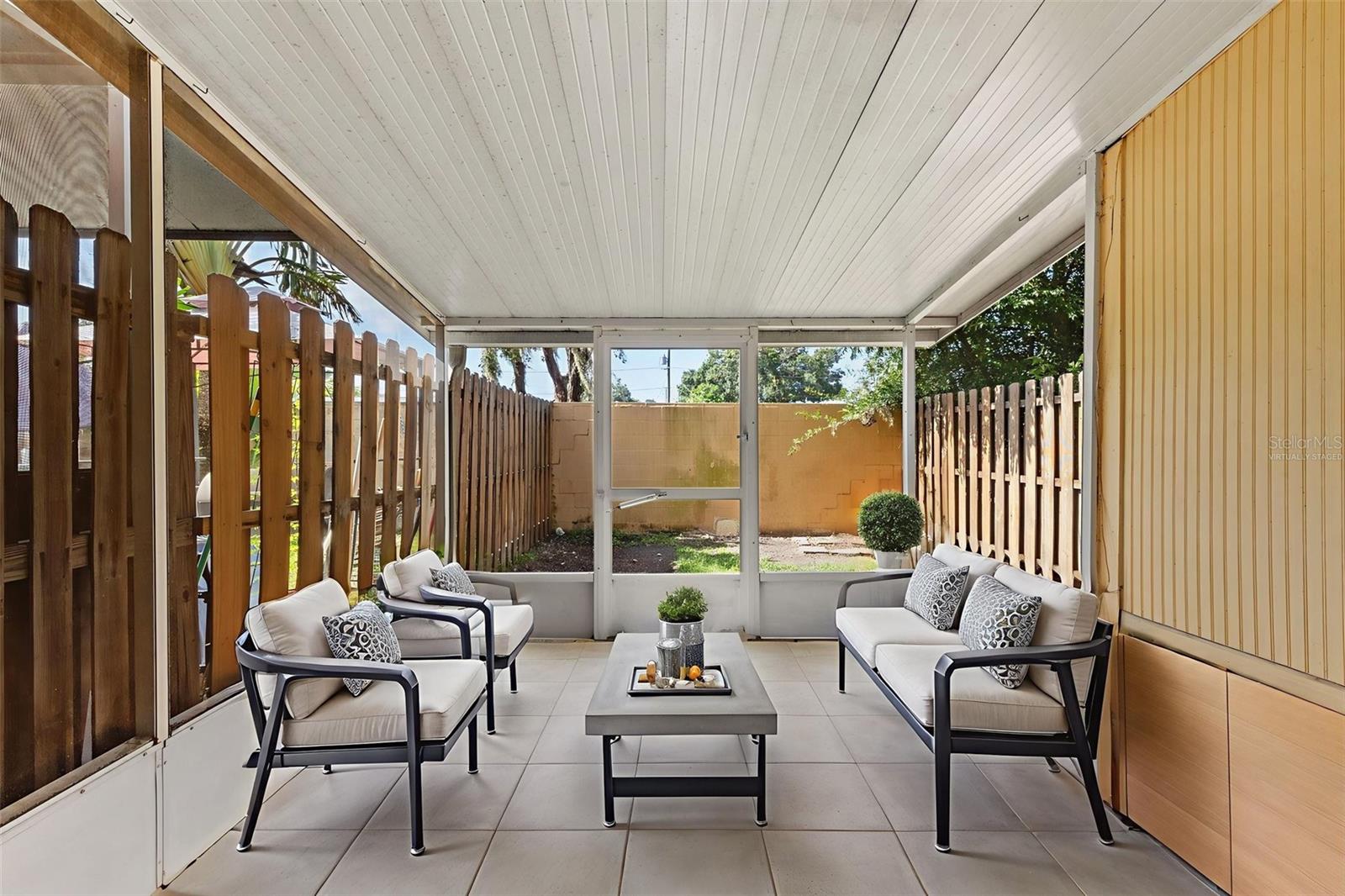 Enclosed Lanai/virtually staged