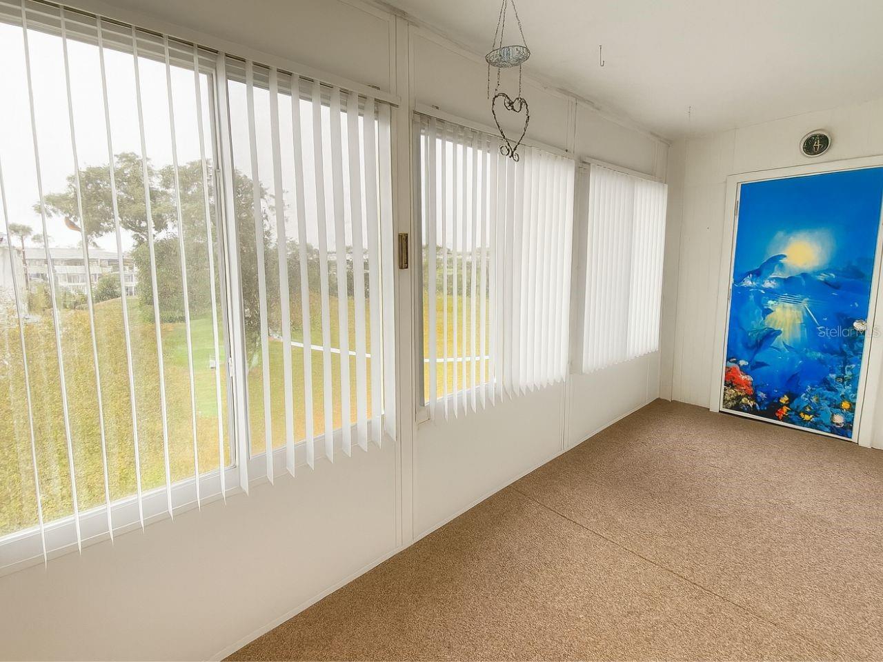 TB8412180 Property Photo