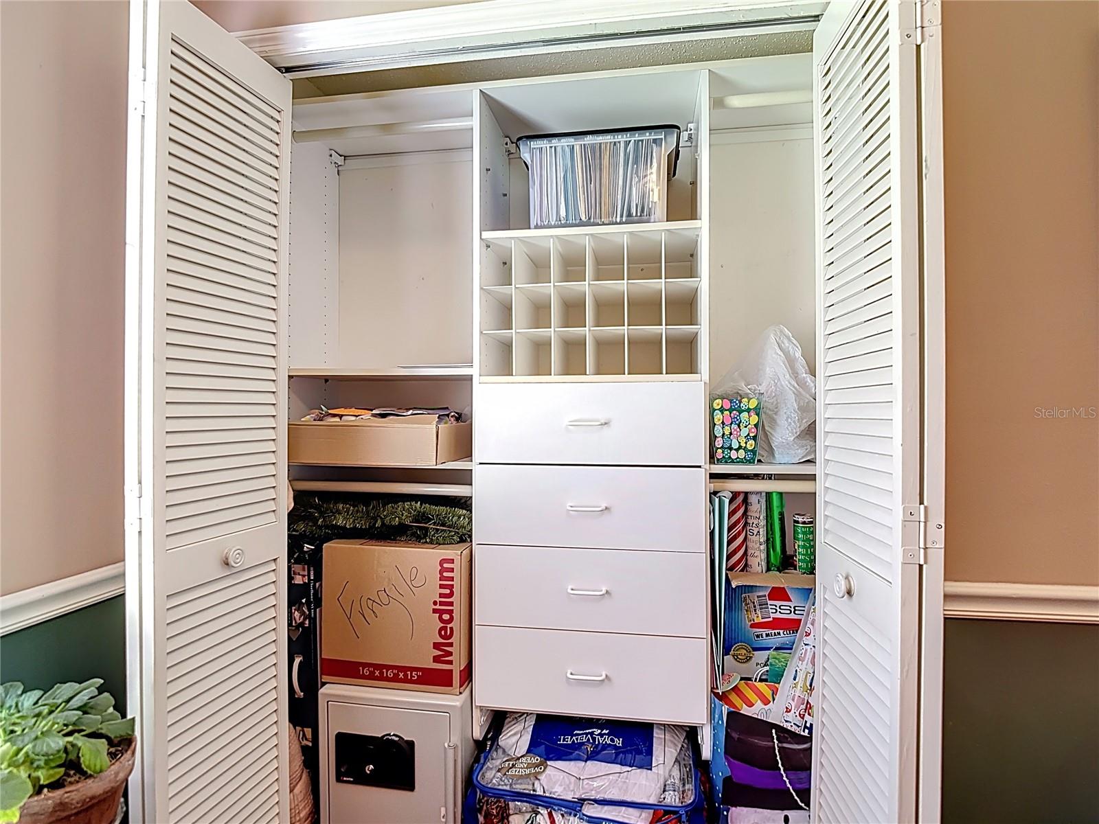 Bedroom 3 Built-in custom closet