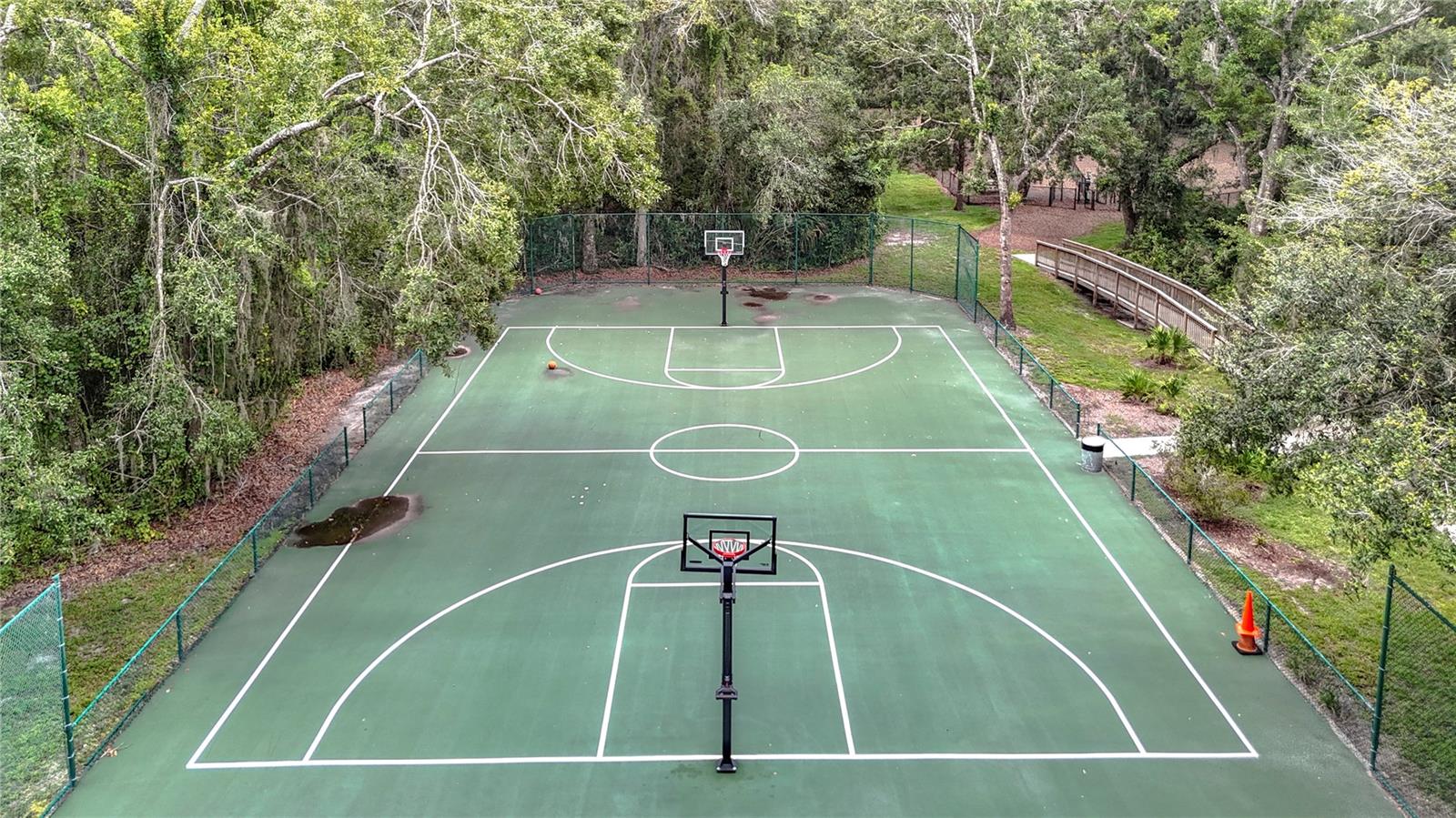 Basket ball court
