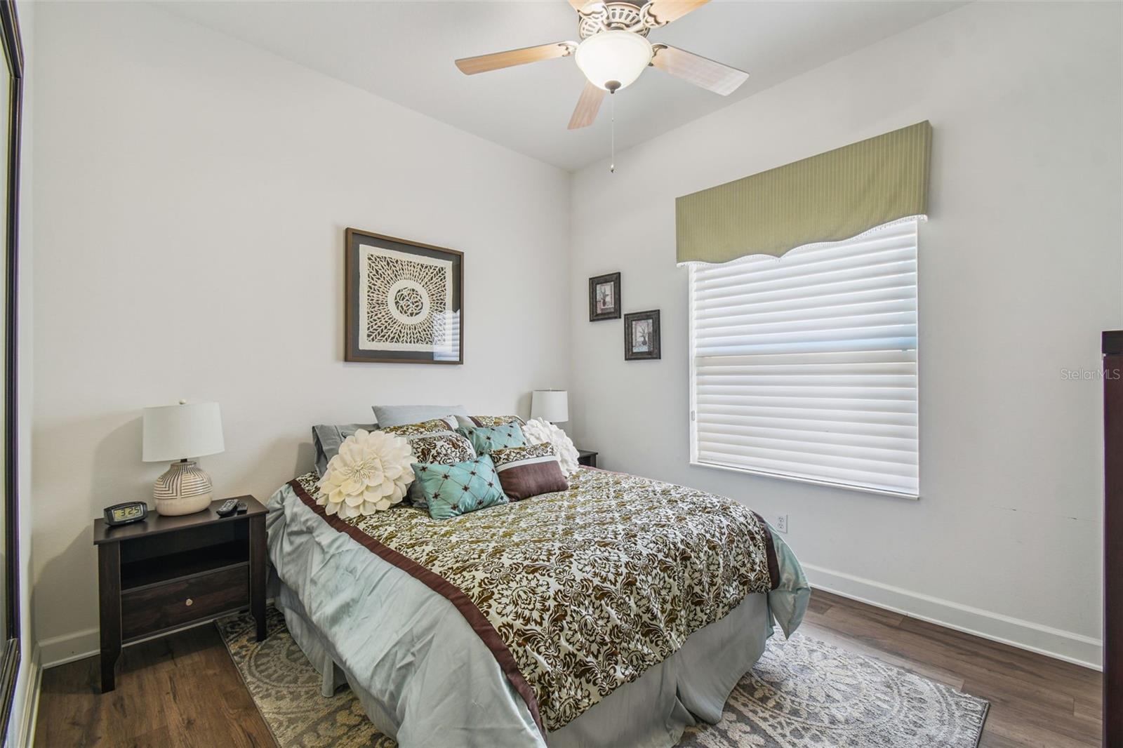 W7877730 Property Photo