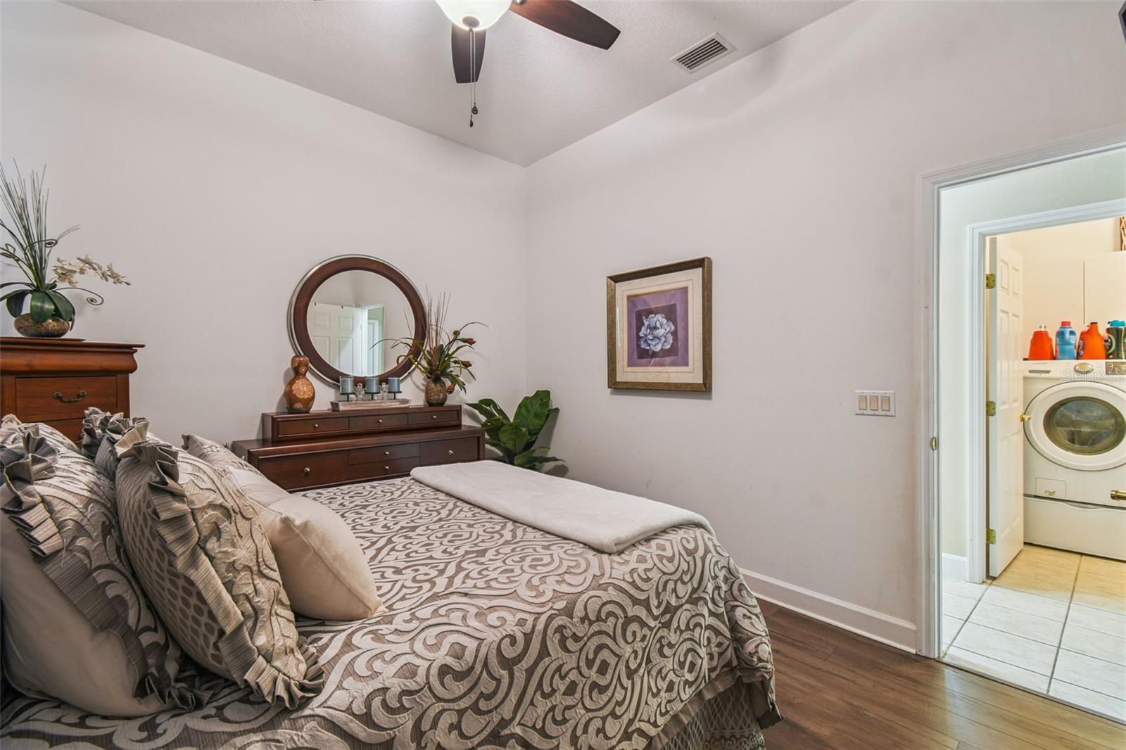 W7877730 Property Photo