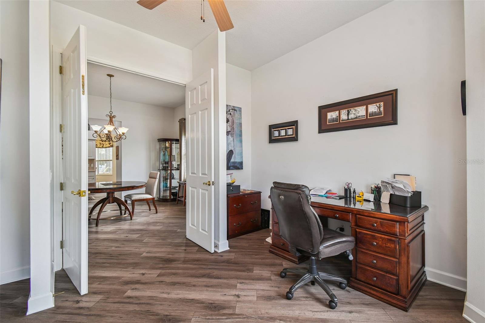 W7877730 Property Photo