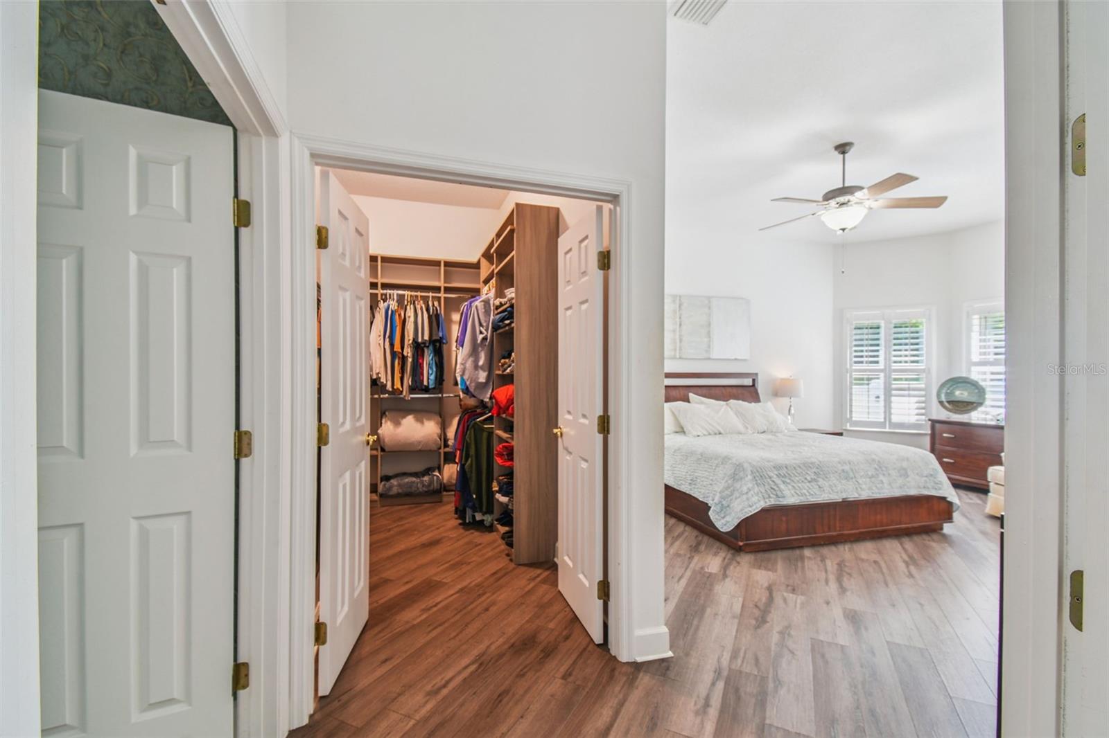 W7877730 Property Photo