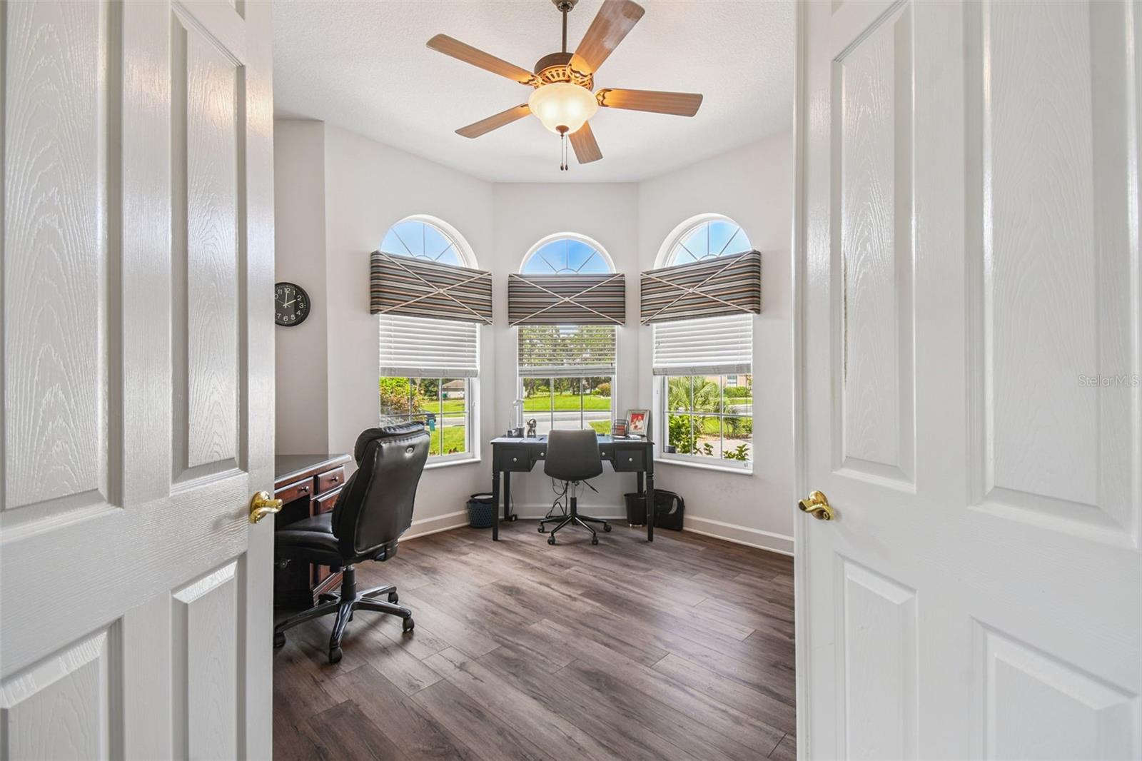 W7877730 Property Photo