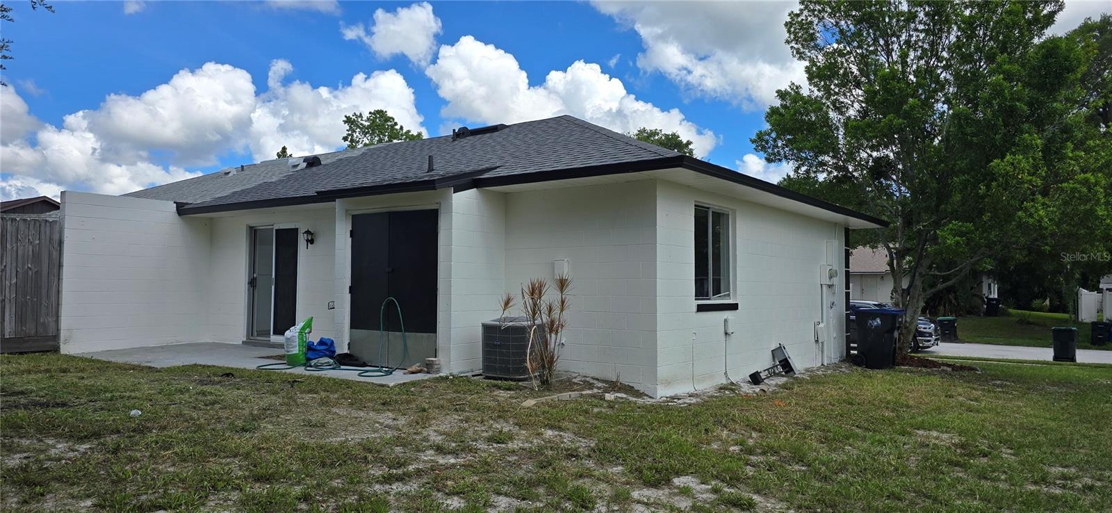 O6331473 Property Photo