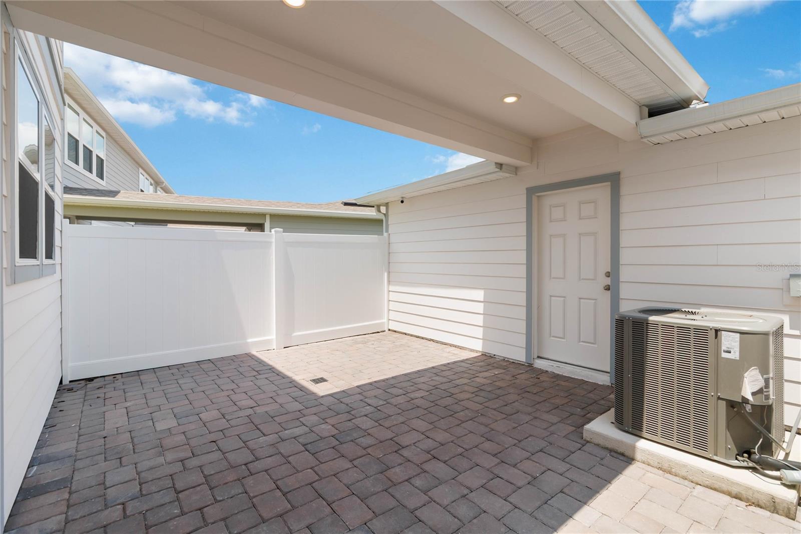 14127 LANIKAI BEACH DR, ORLANDO, FL, 32827