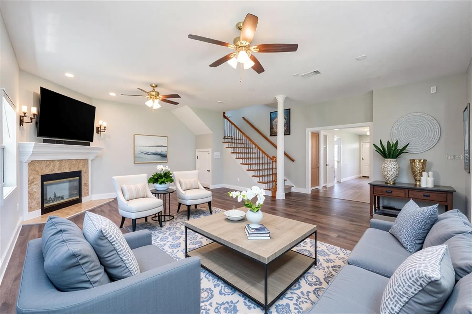 TB8412266 Property Photo