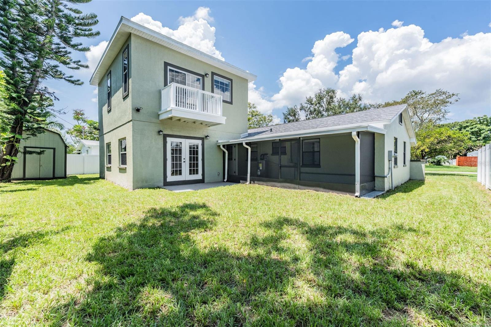 TB8412266 Property Photo