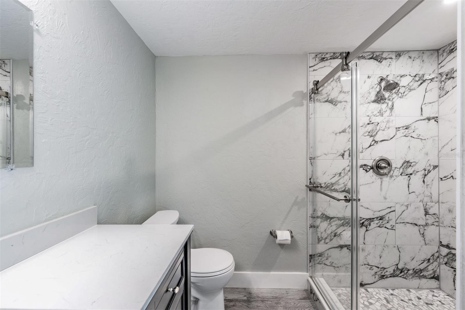 TB8412266 Property Photo