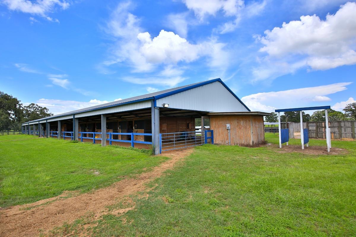 OM706524 Property Photo