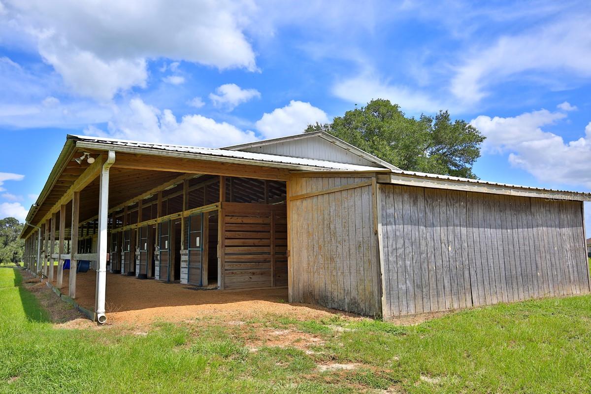 OM706524 Property Photo