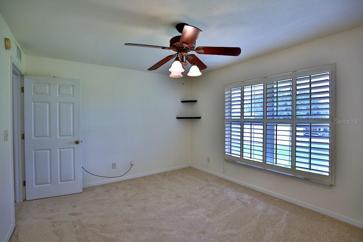 OM706524 Property Photo