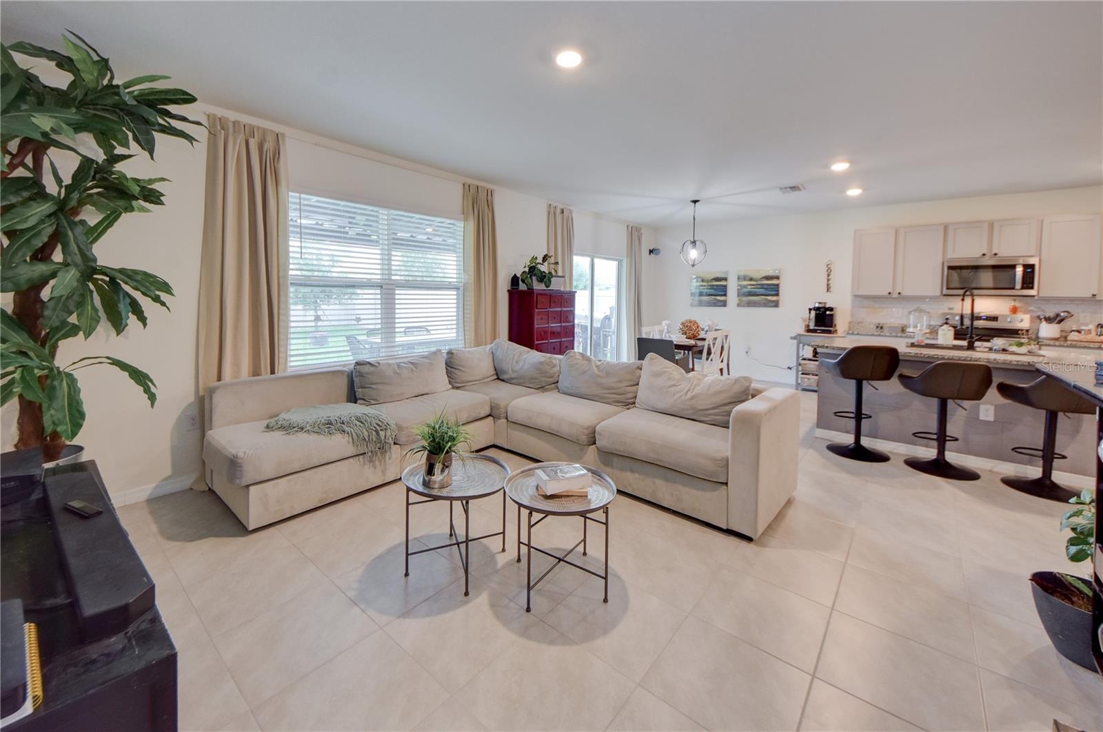 32624 KOBUK VALLEY AVE, WESLEY CHAPEL, FL, 33543