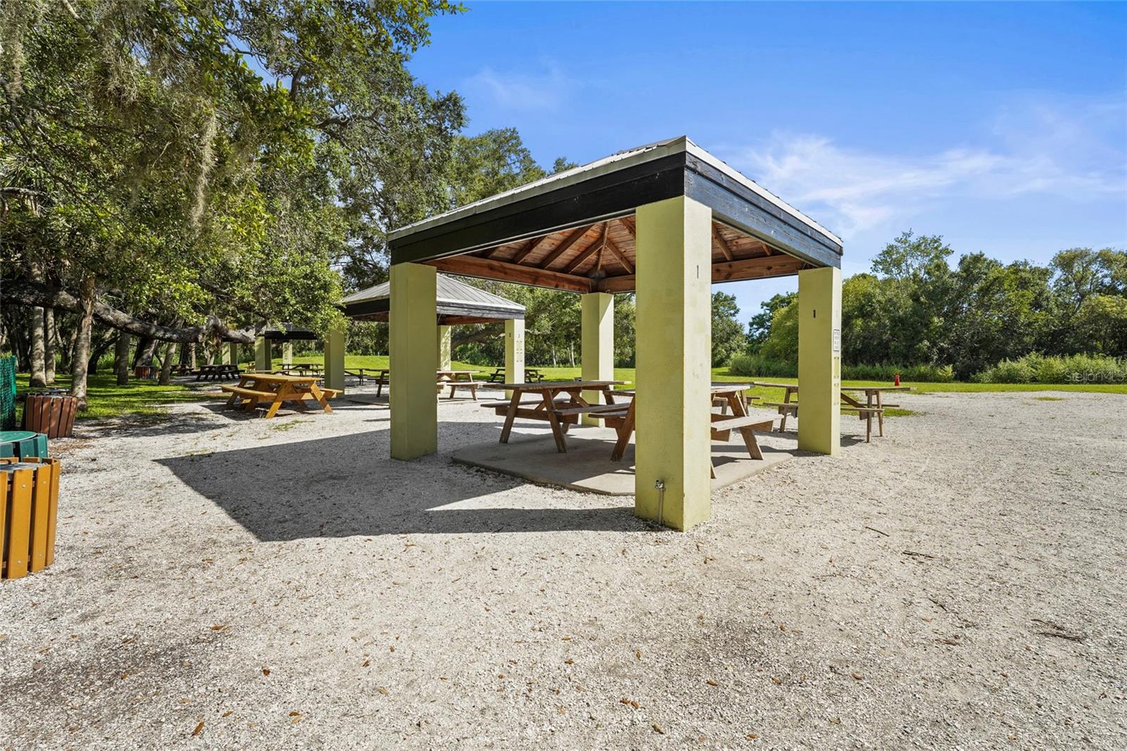 A4660428 Property Photo