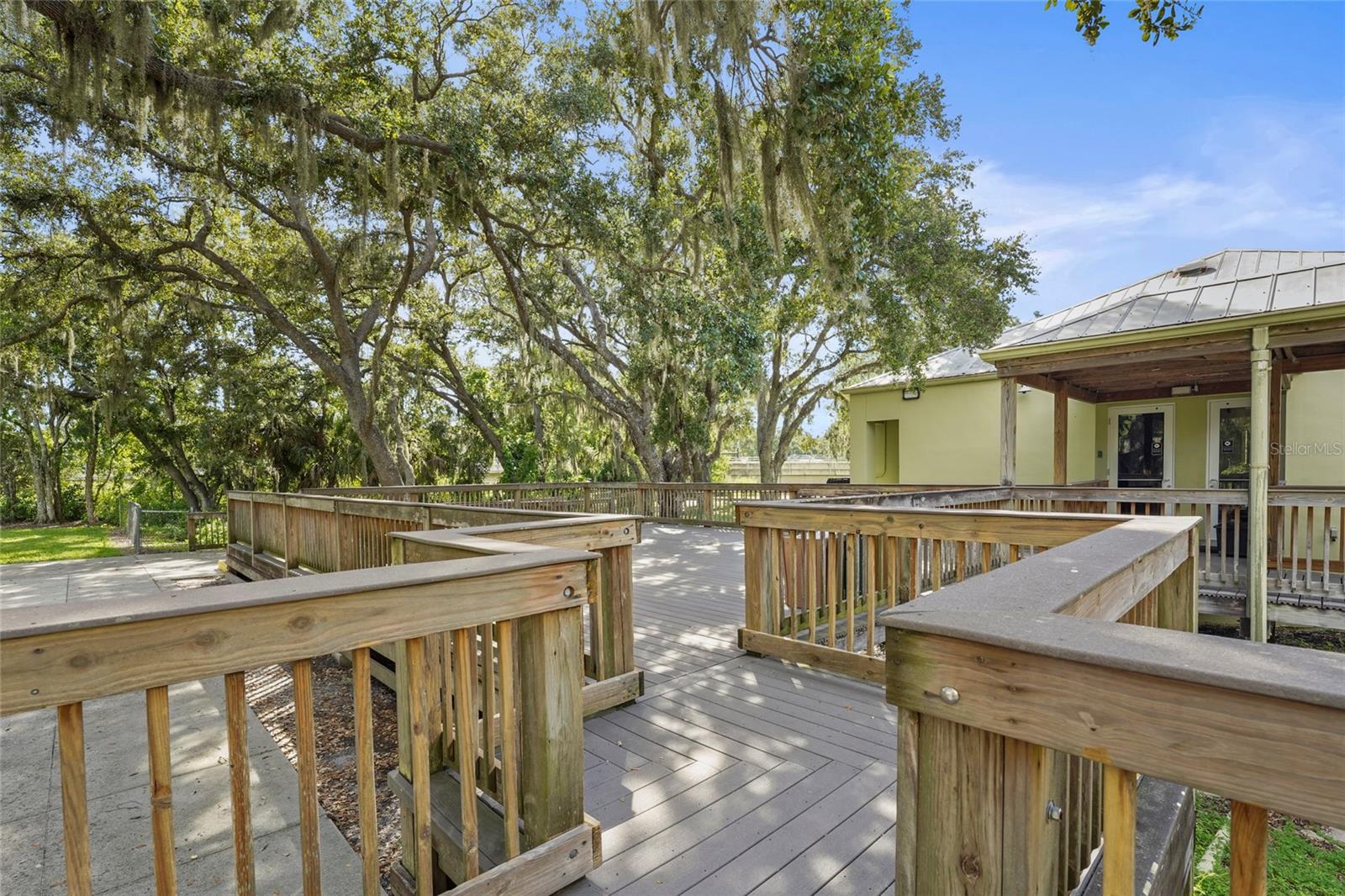 A4660428 Property Photo