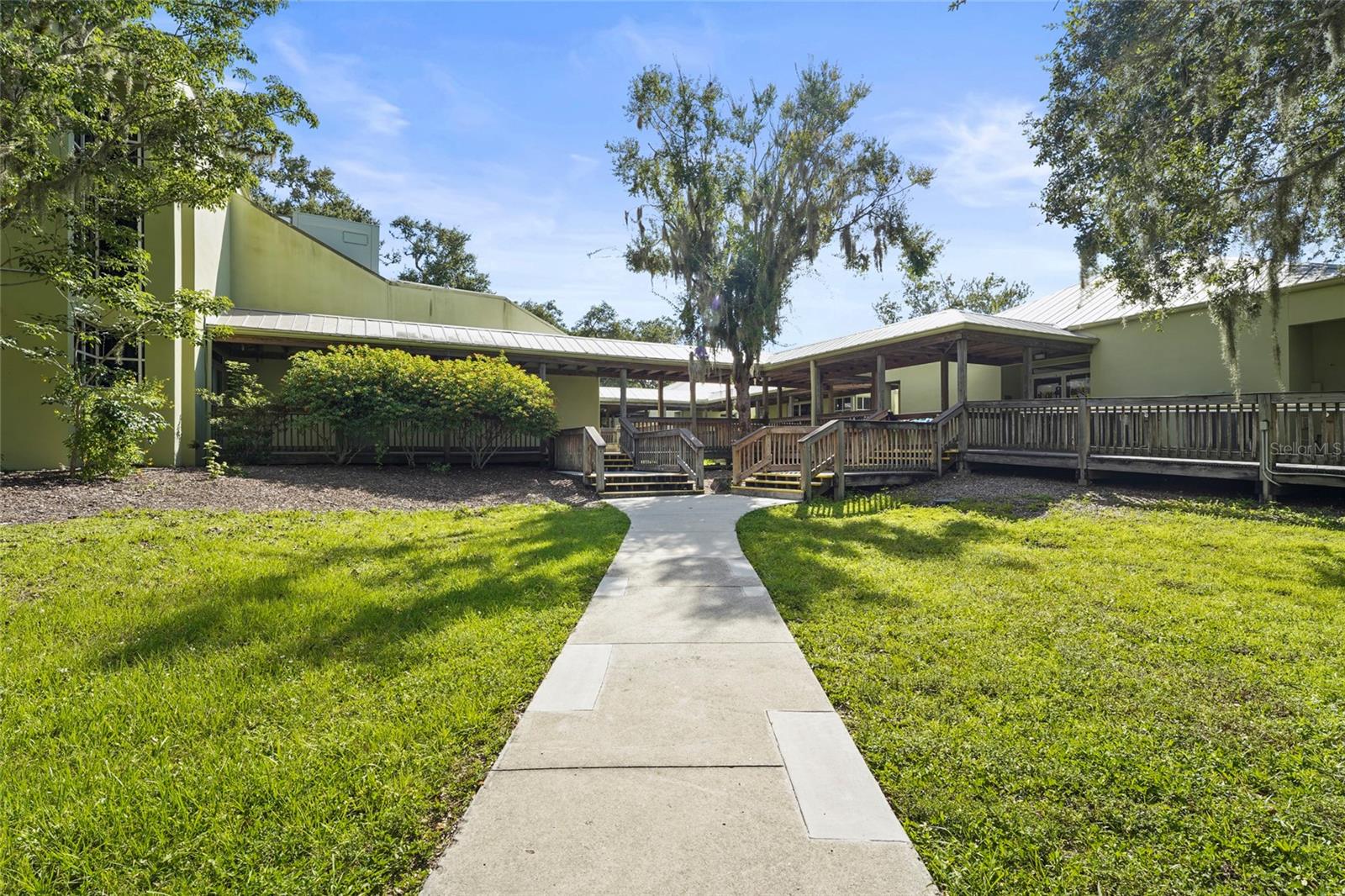 A4660428 Property Photo