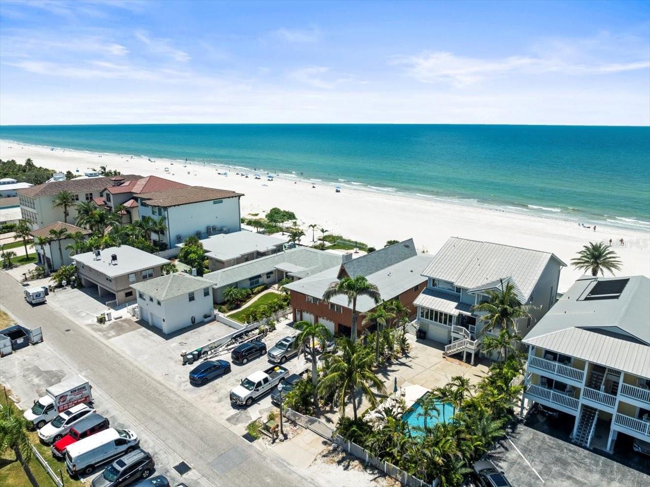 TB8412423 Property Photo