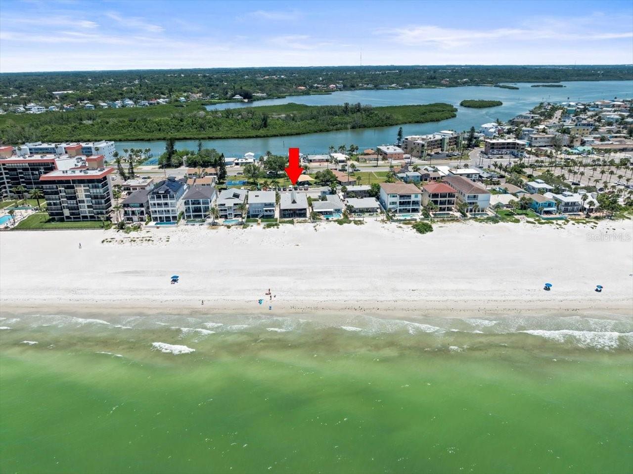 TB8412423 Property Photo