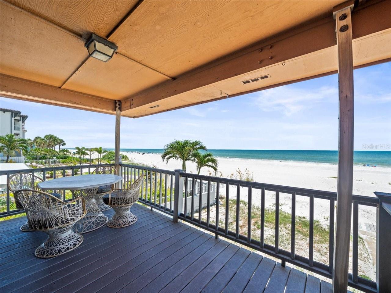 TB8412423 Property Photo