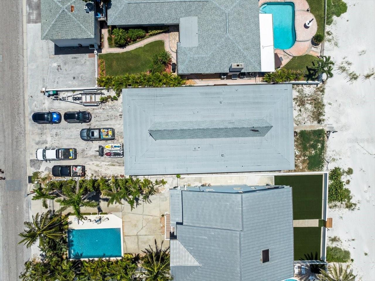 TB8412423 Property Photo