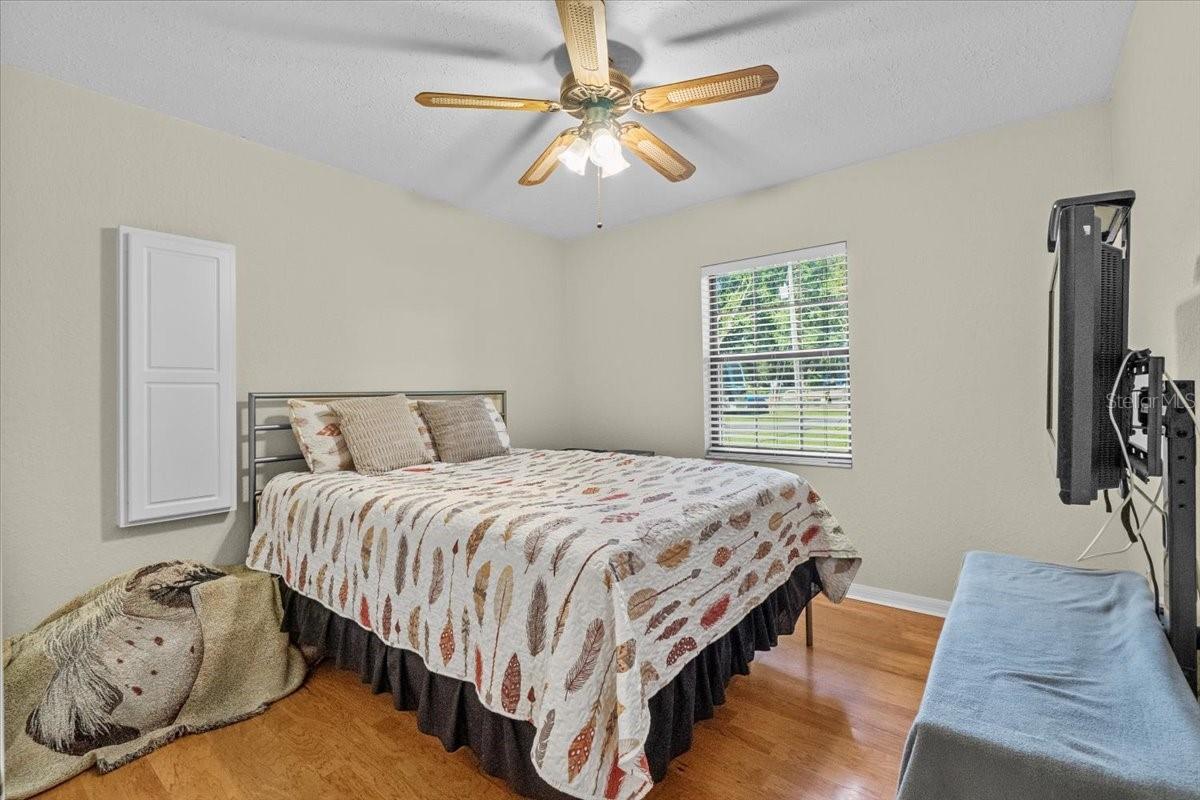 1402 CLARKWOOD DR, PLANT CITY, FL, 33566