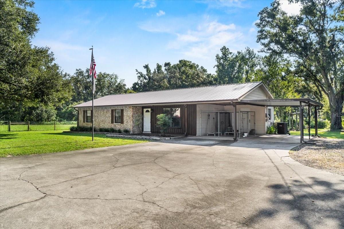 1402 CLARKWOOD DR, PLANT CITY, FL, 33566