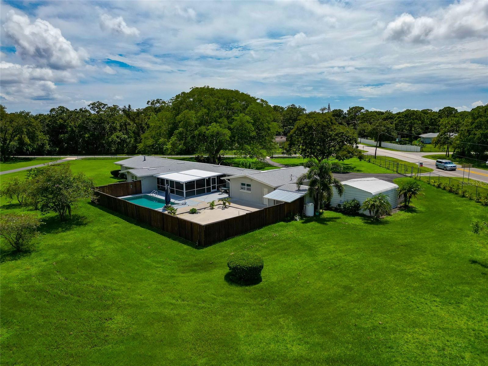 A4660448 Property Photo