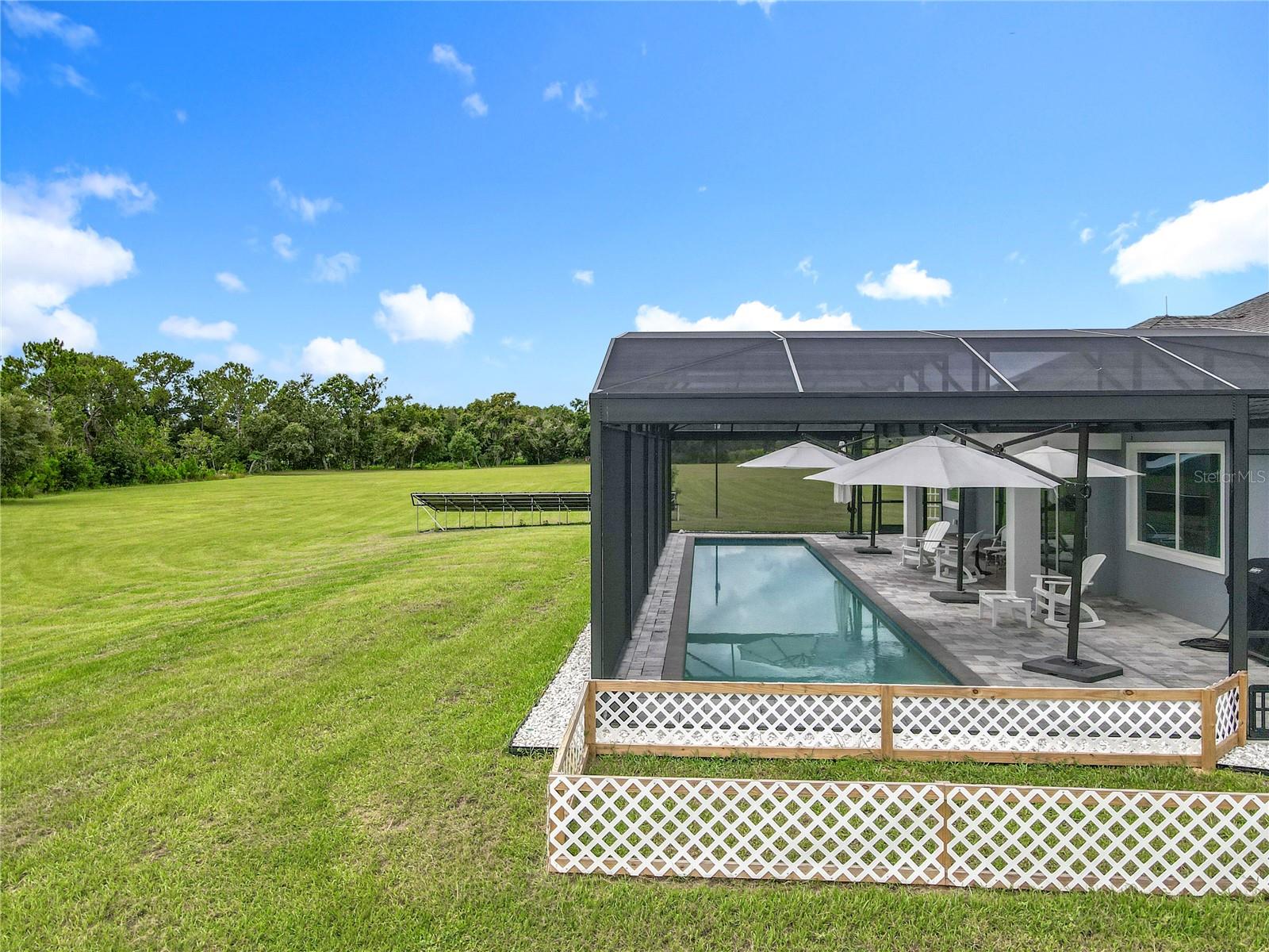 O6331633 Property Photo