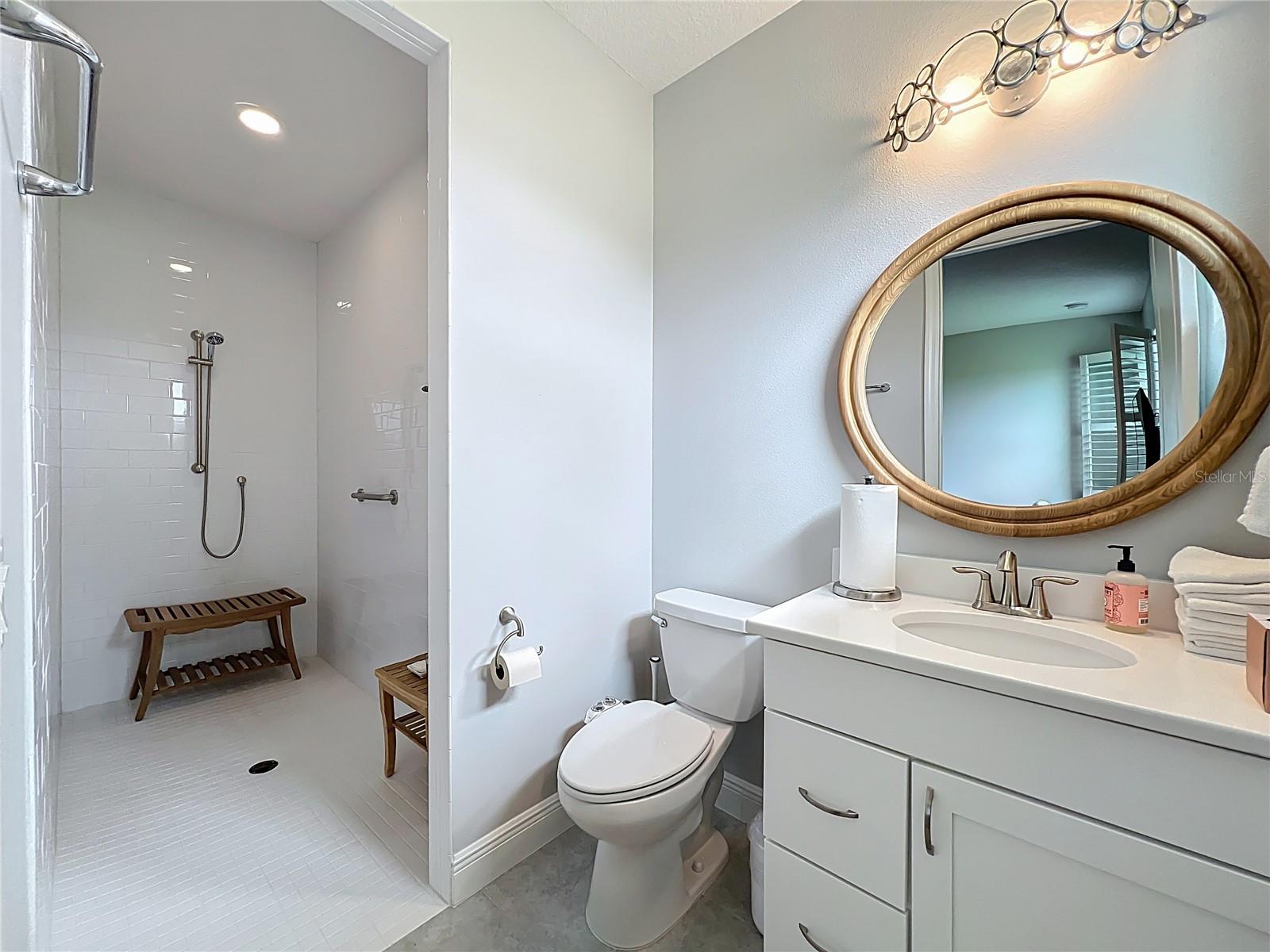 O6331633 Property Photo