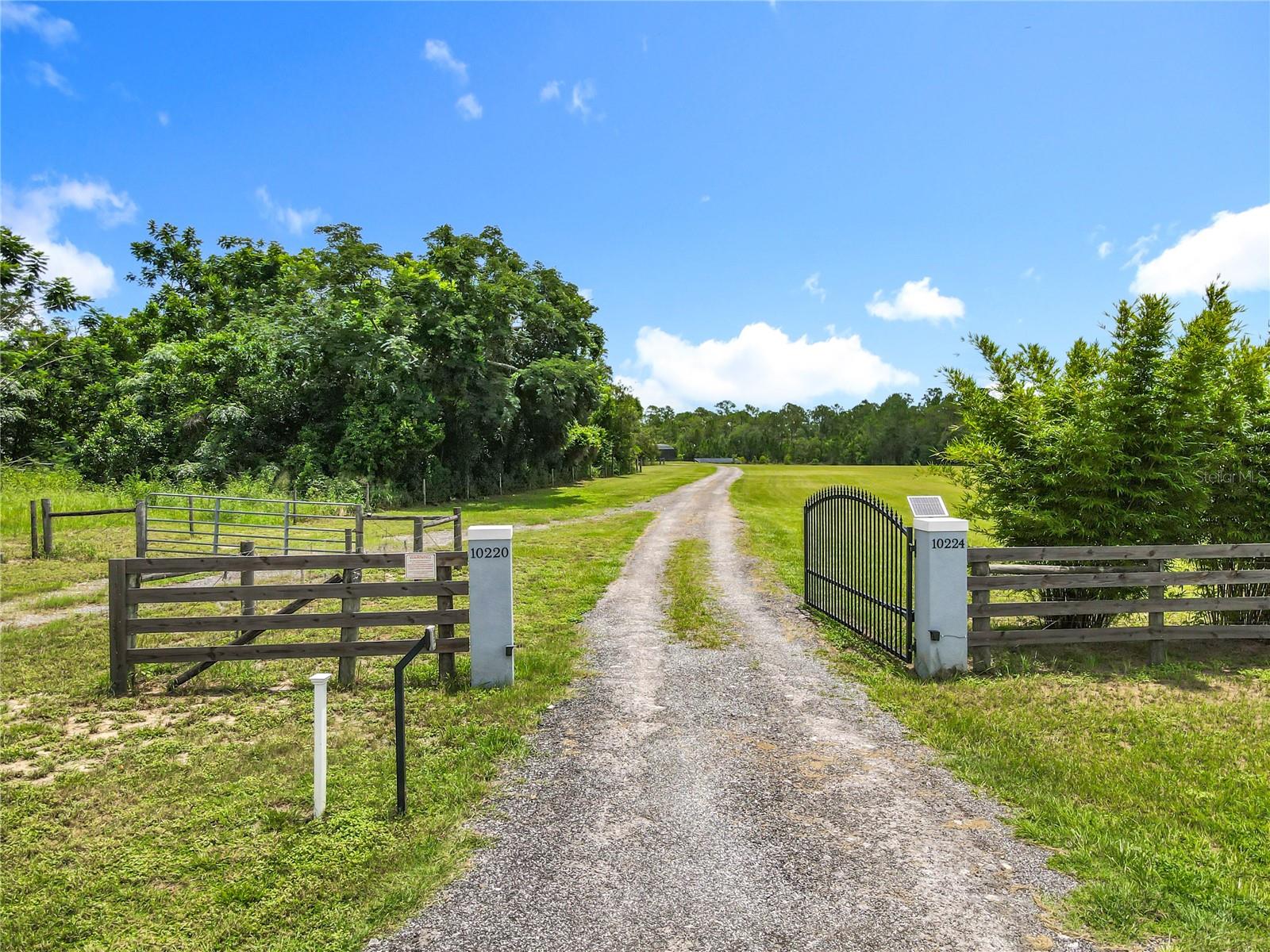 O6331633 Property Photo