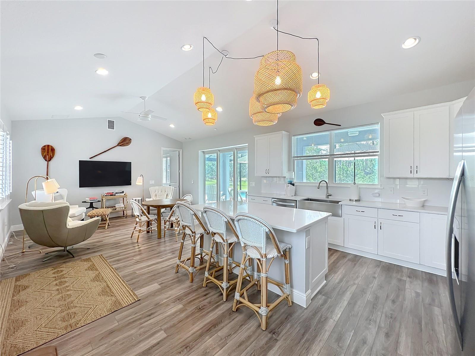 O6331633 Property Photo