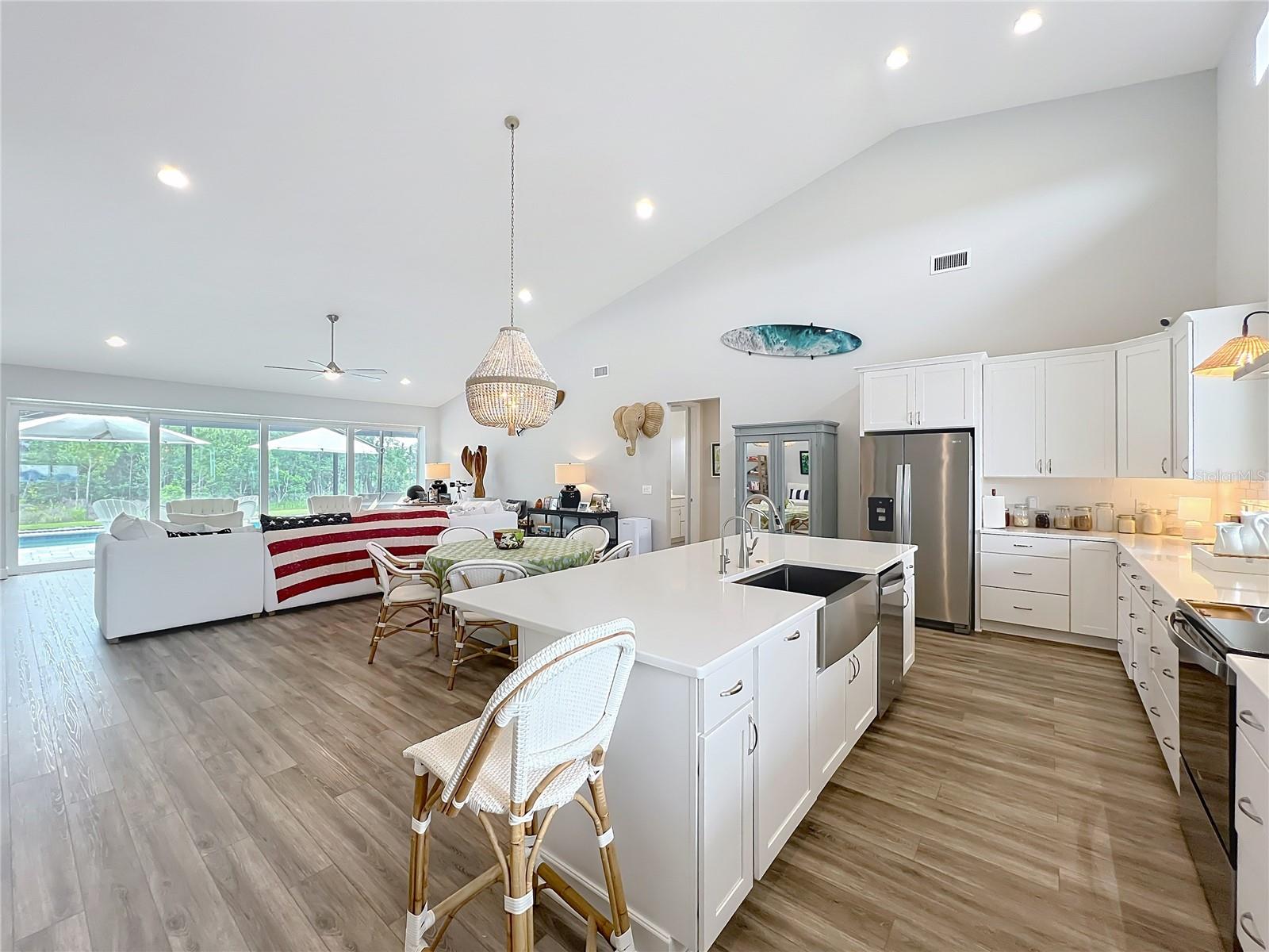 O6331633 Property Photo