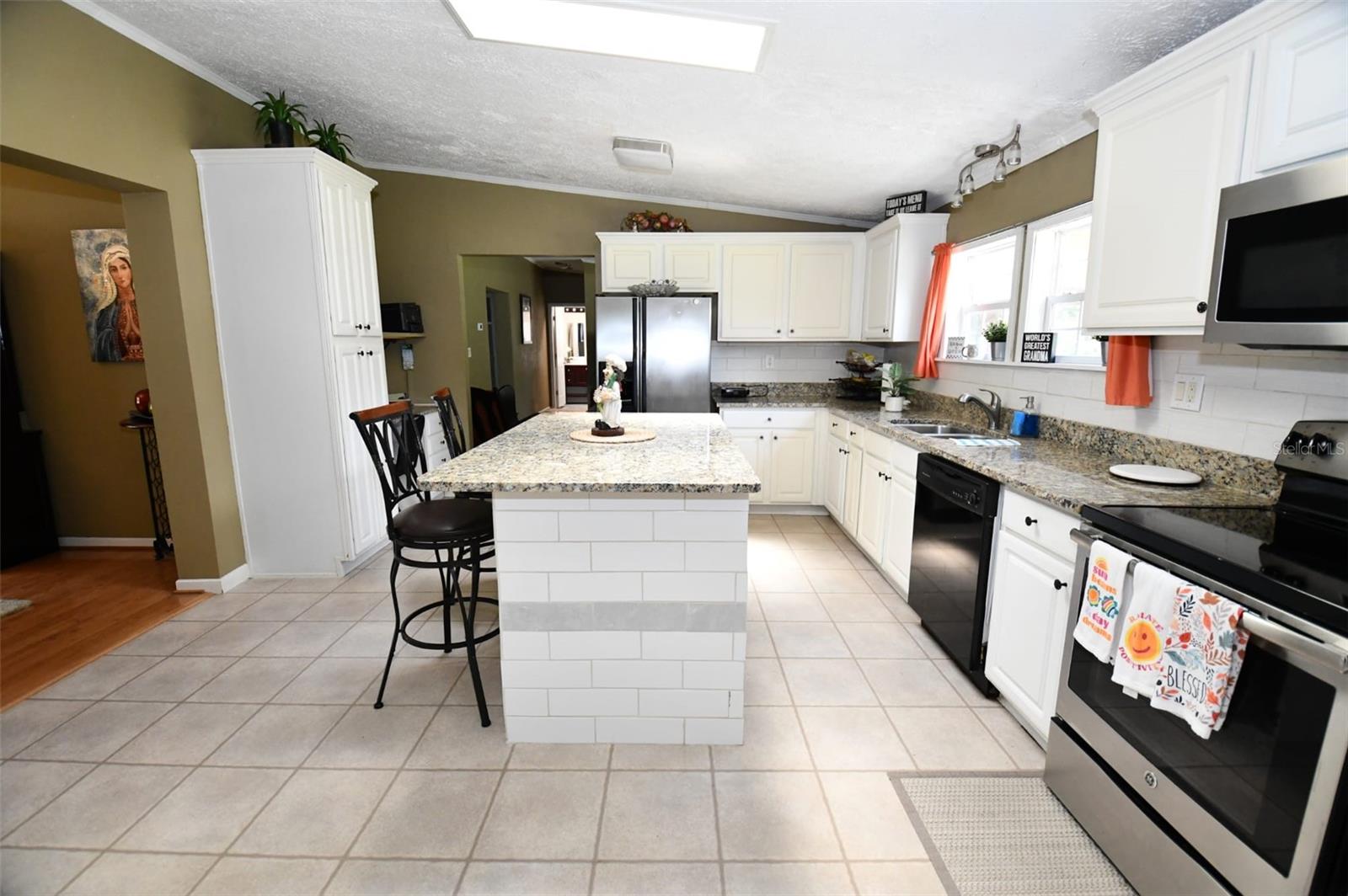 30529 EASTPORT DR, WESLEY CHAPEL, FL, 33545