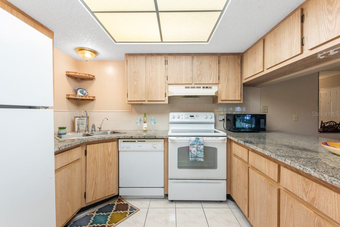 OAK FORREST, PORT CHARLOTTE, FL, 33952