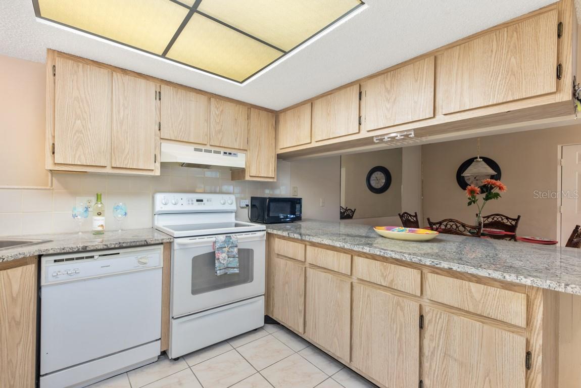 OAK FORREST, PORT CHARLOTTE, FL, 33952