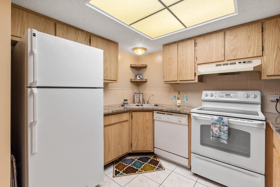 OAK FORREST, PORT CHARLOTTE, FL, 33952