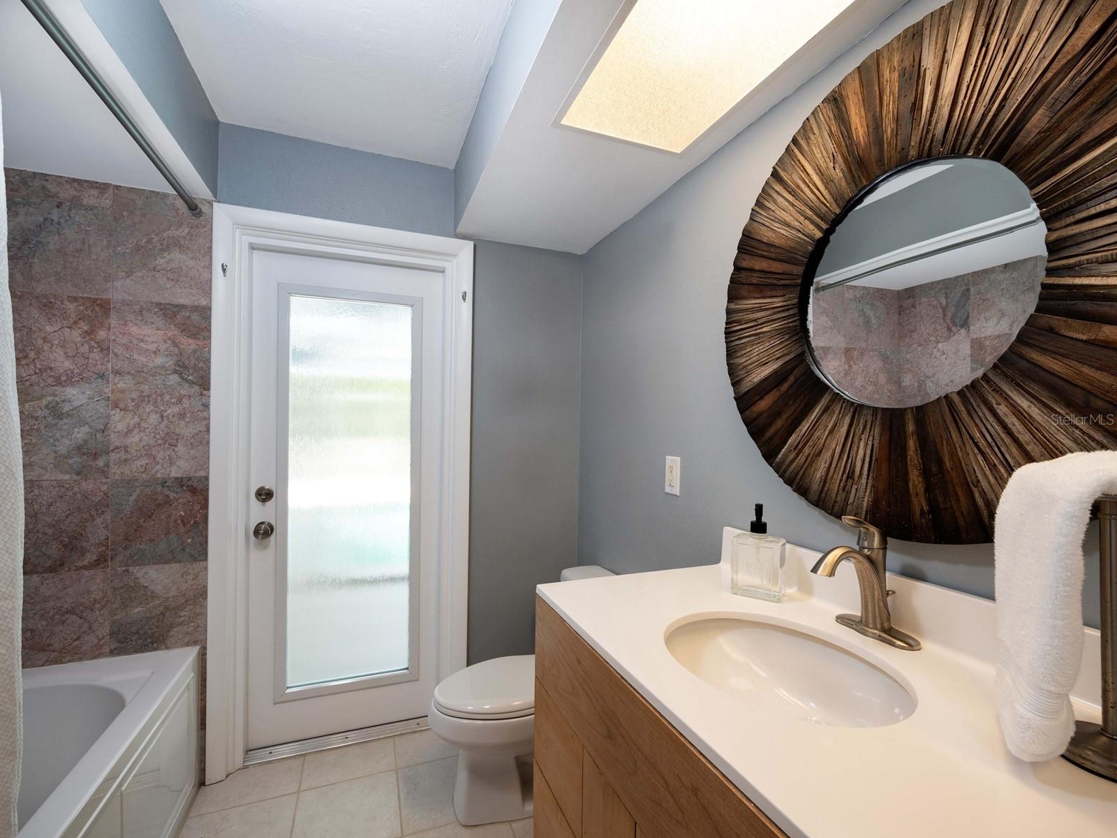 A4660457 Property Photo