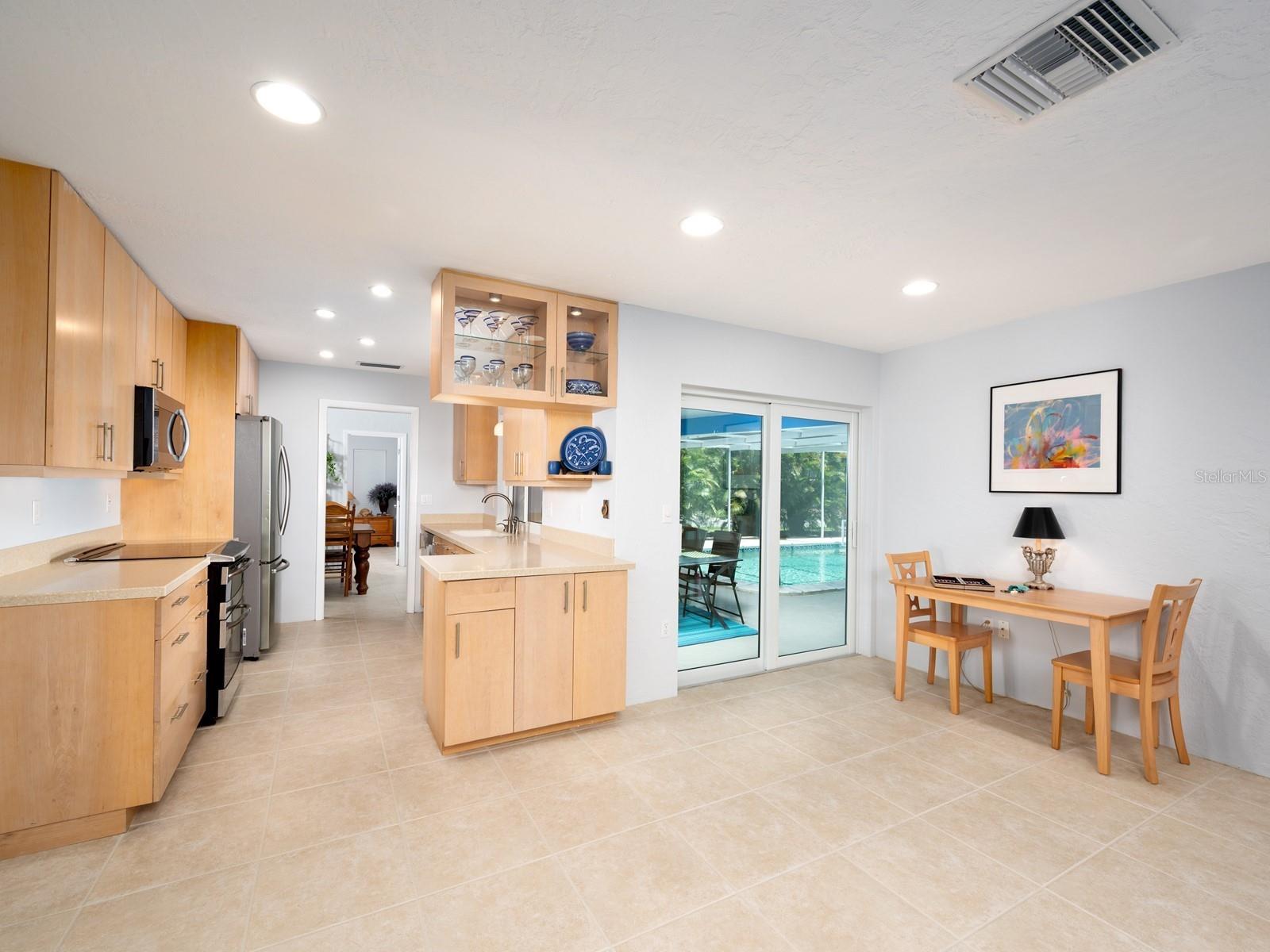 A4660457 Property Photo