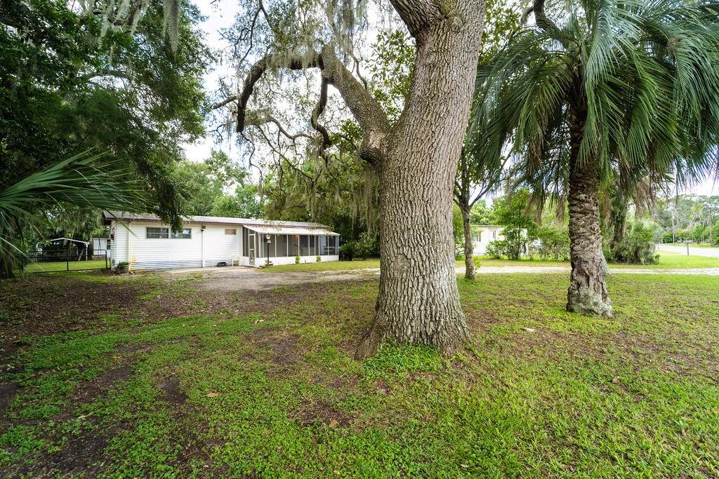 V4944061 Property Photo