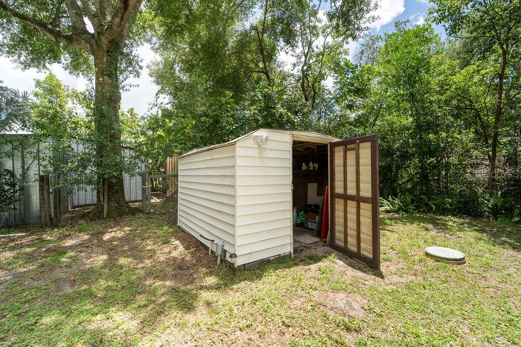 V4944061 Property Photo