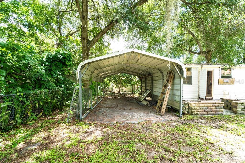 V4944061 Property Photo
