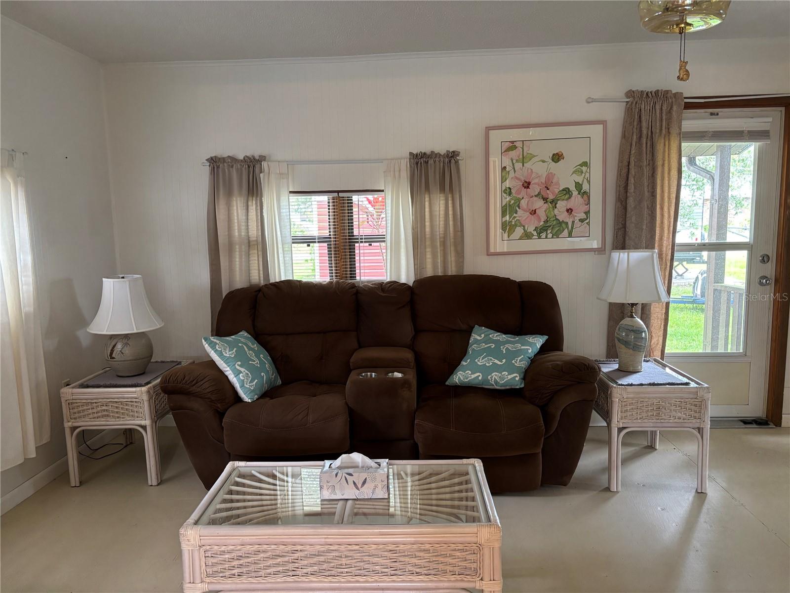 W7877754 Property Photo