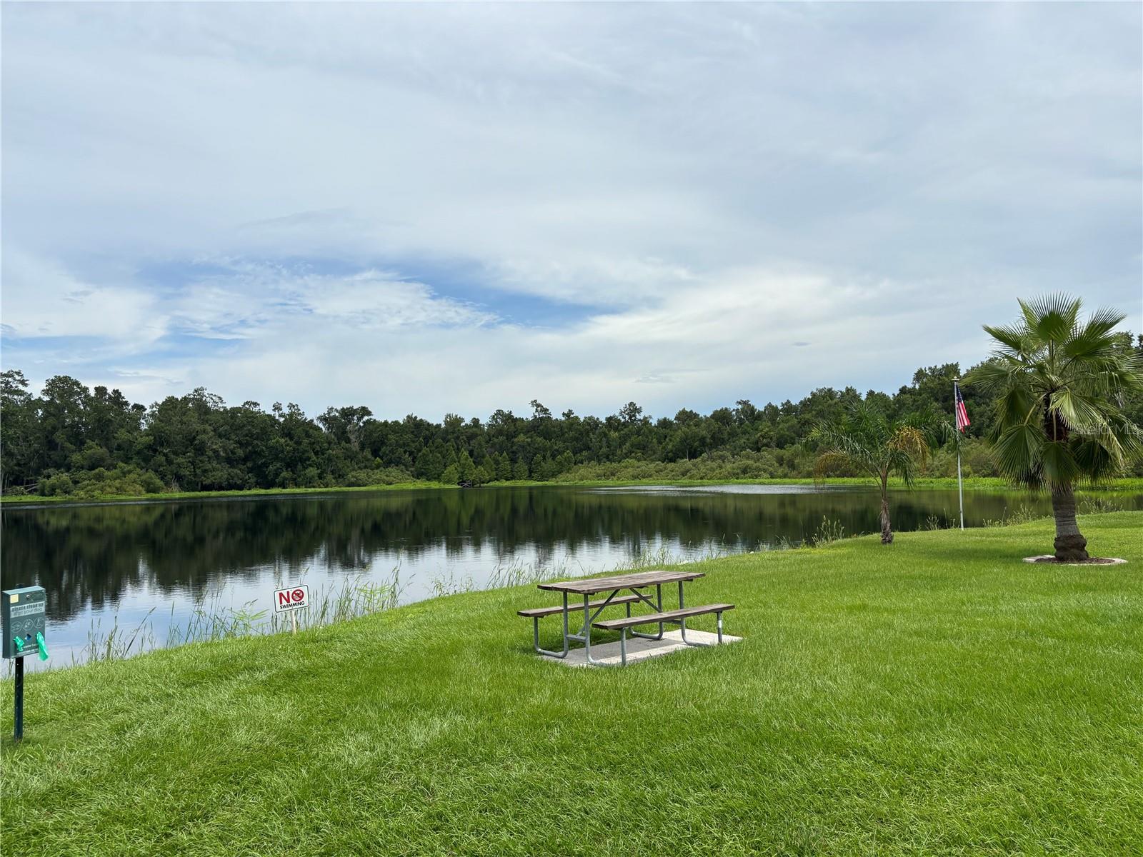 W7877754 Property Photo