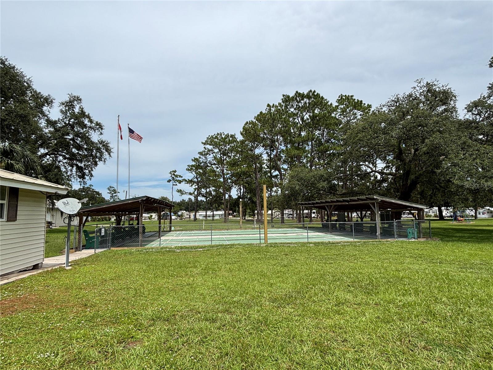 W7877754 Property Photo