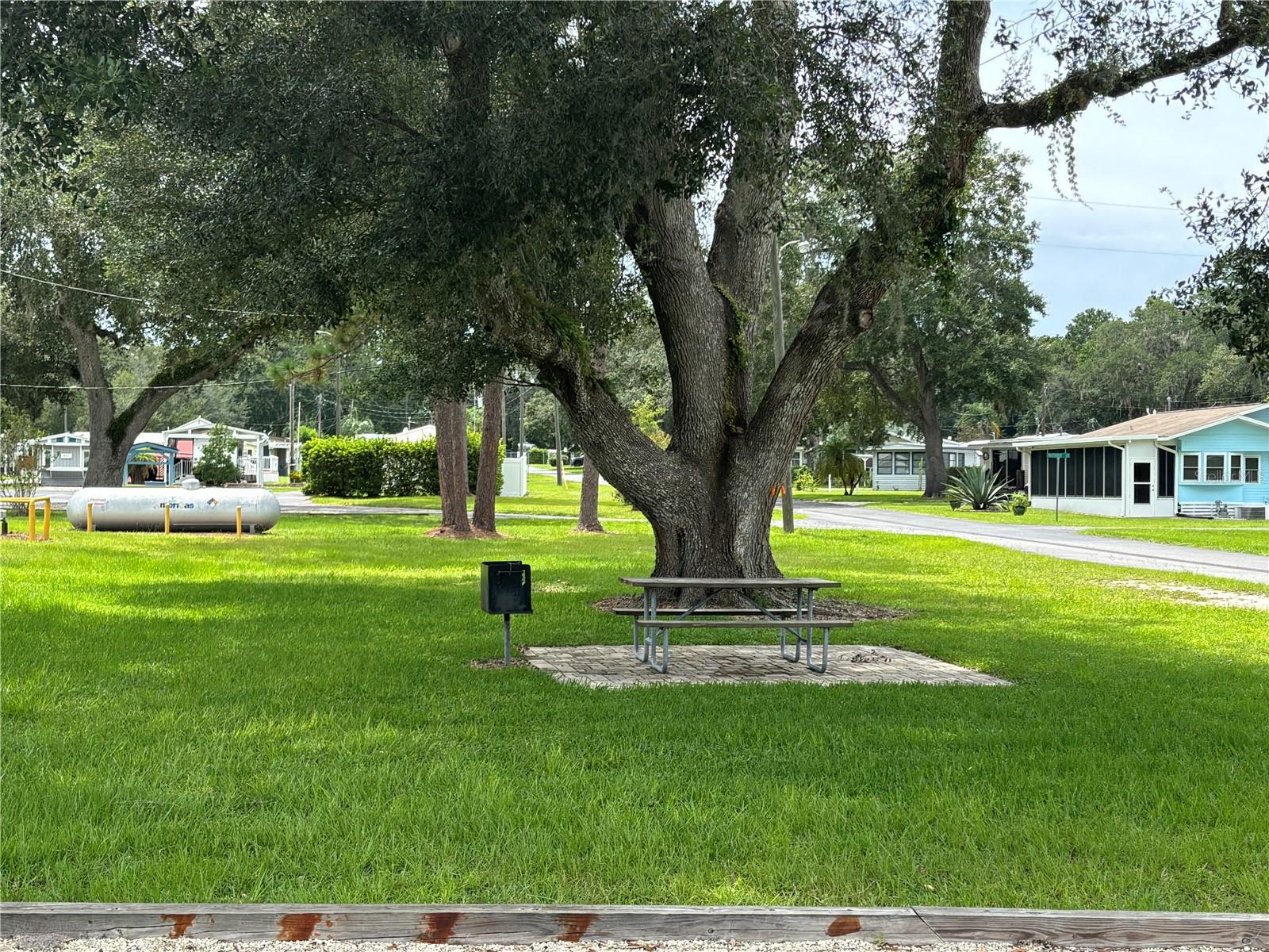 W7877754 Property Photo