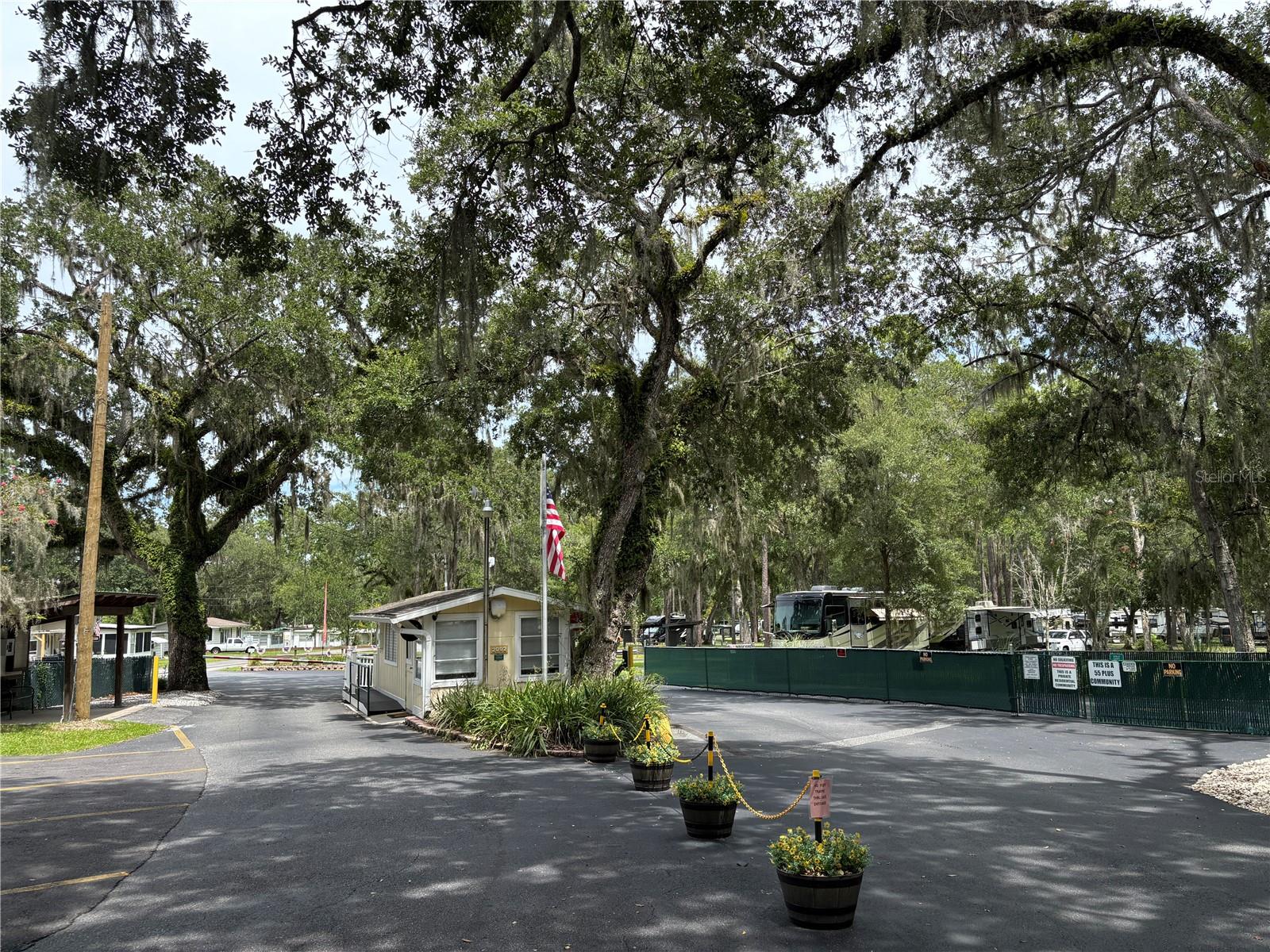 W7877754 Property Photo