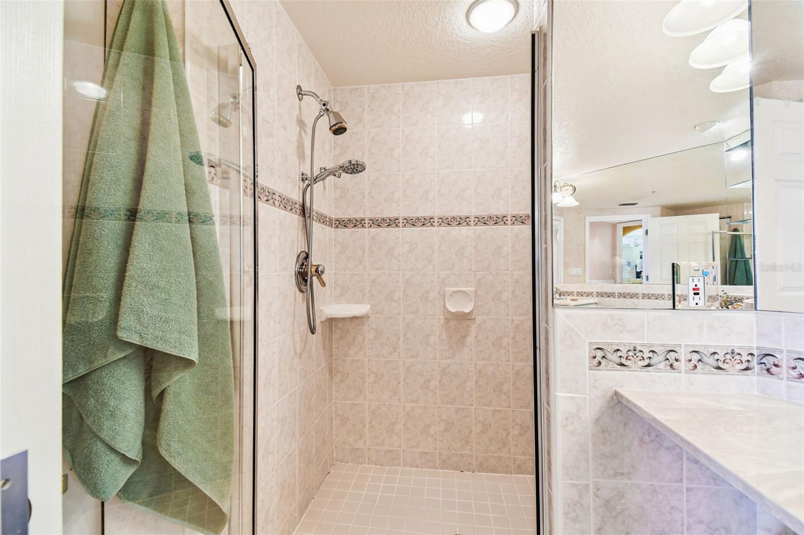 16750 GULF BLVD #414, NORTH REDINGTON BEACH, FL, 33708