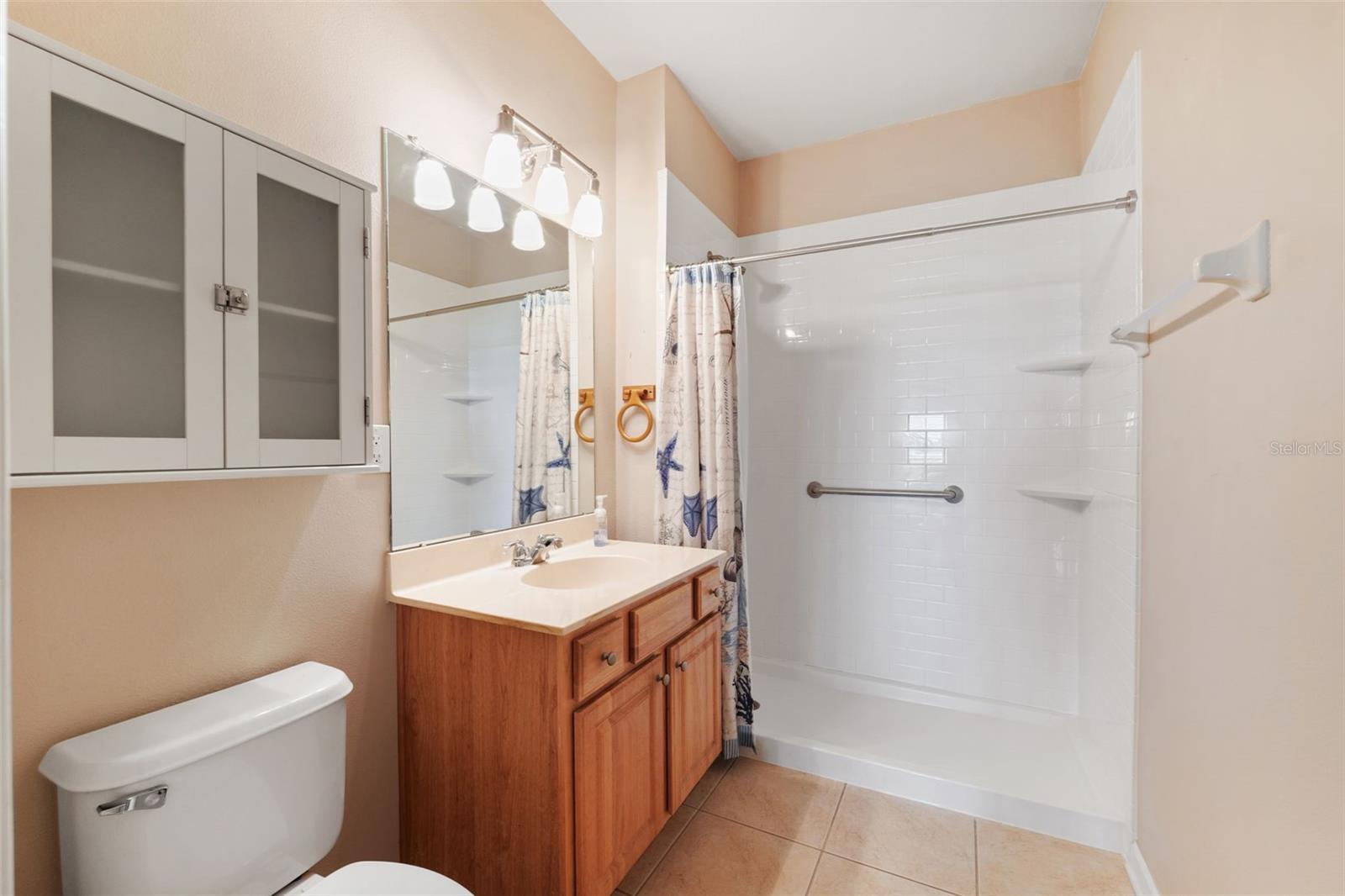 2nd Bathroom
