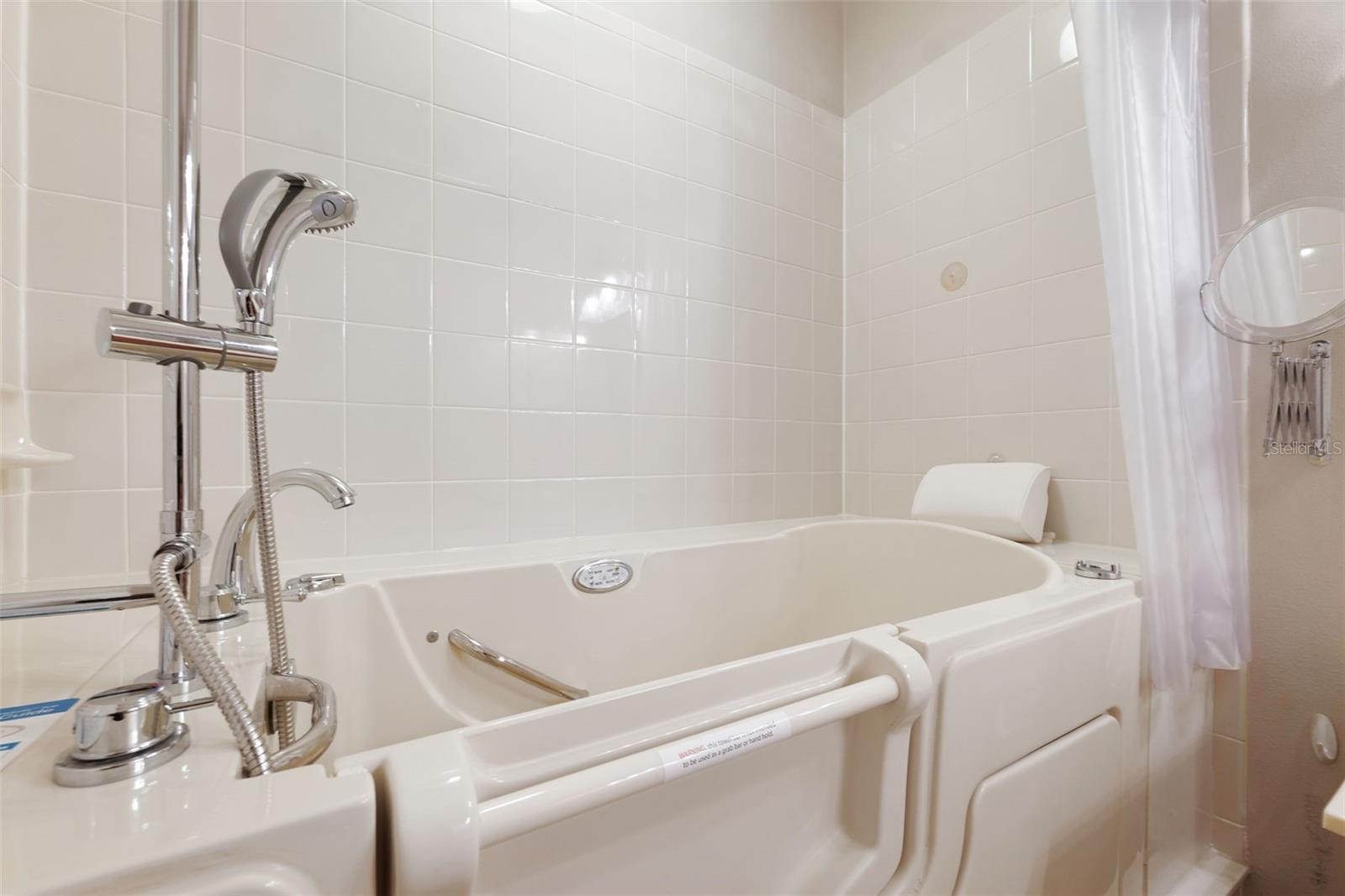 Jetted Tub